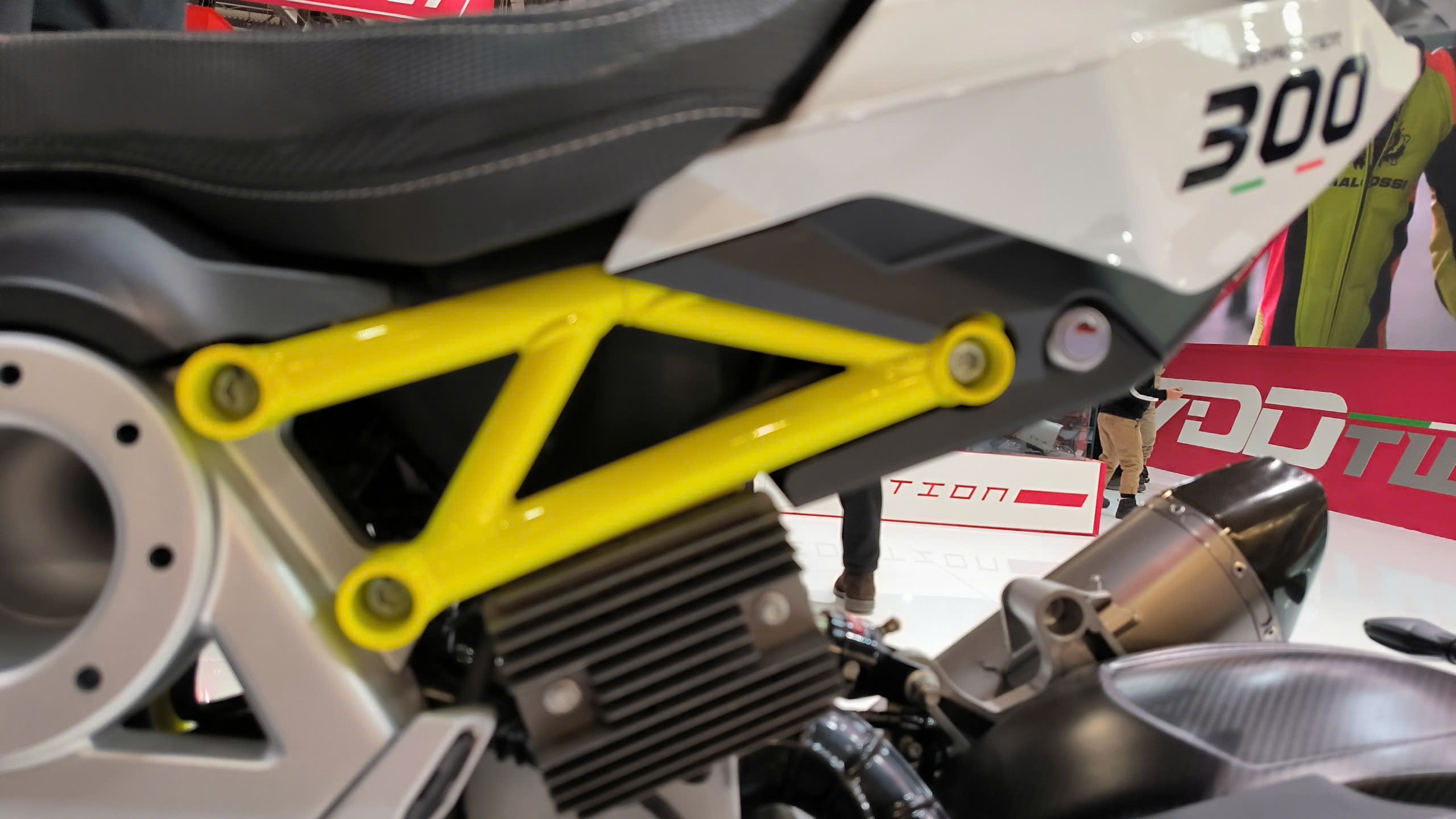 Italjet Dragster 300, Xe Tay Ga Thể Thao Thương Hiệu Từ Italy tại Hà Nội