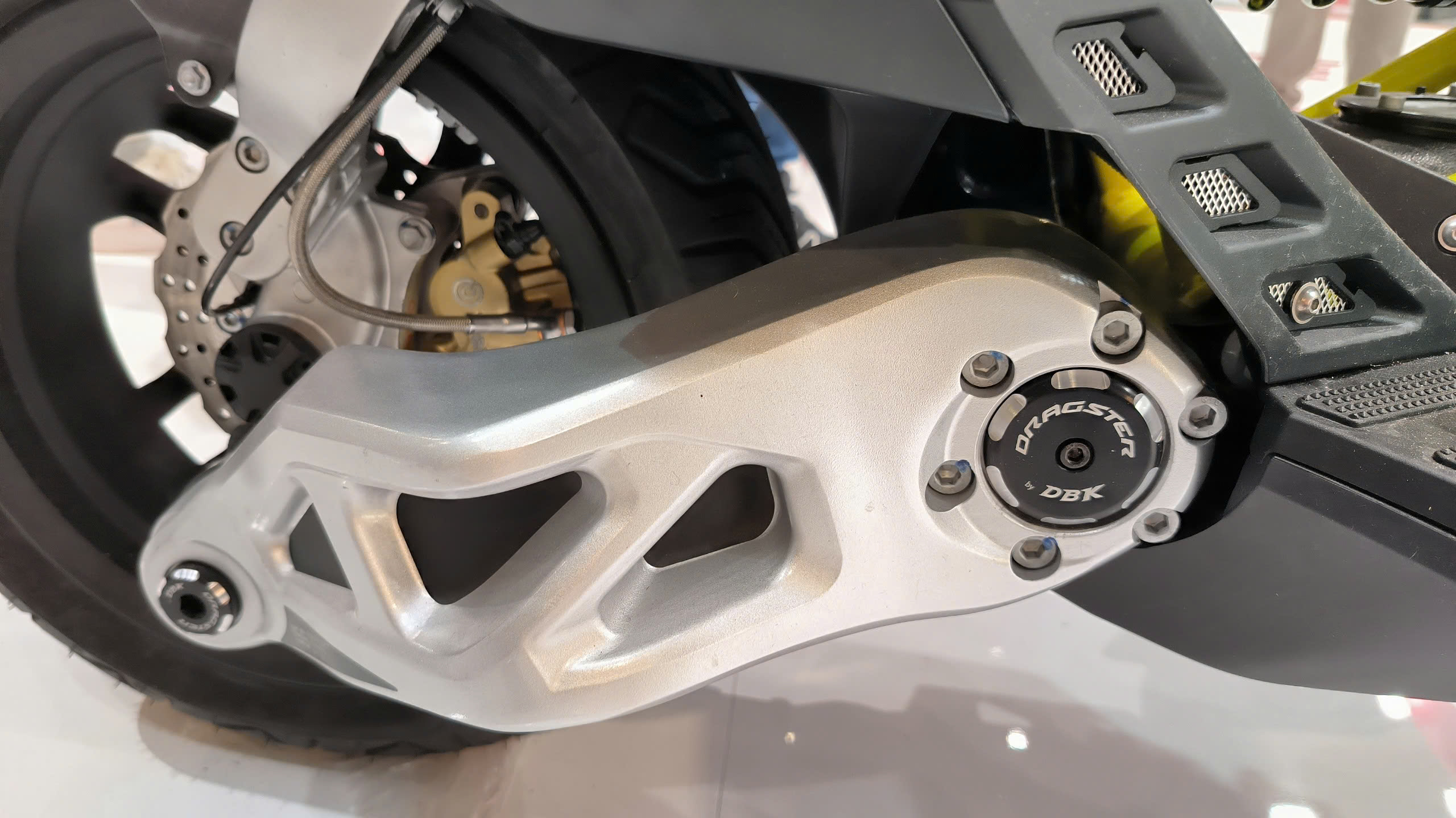 Italjet Dragster 300, Xe Tay Ga Thể Thao Thương Hiệu Từ Italy tại Hà Nội