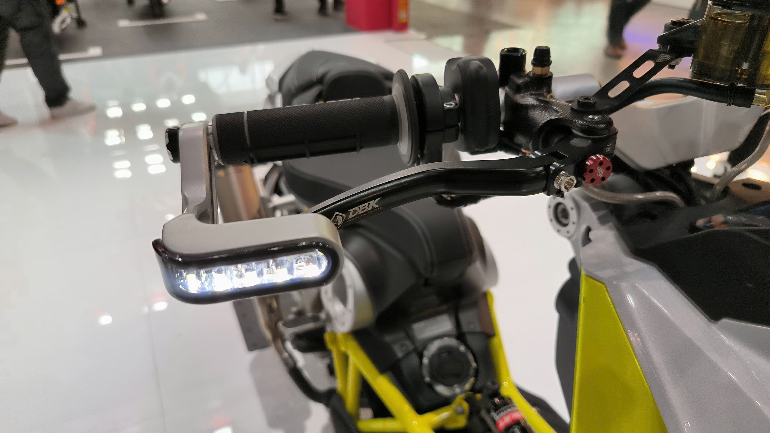 Italjet Dragster 300, Xe Tay Ga Thể Thao Thương Hiệu Từ Italy tại Hà Nội