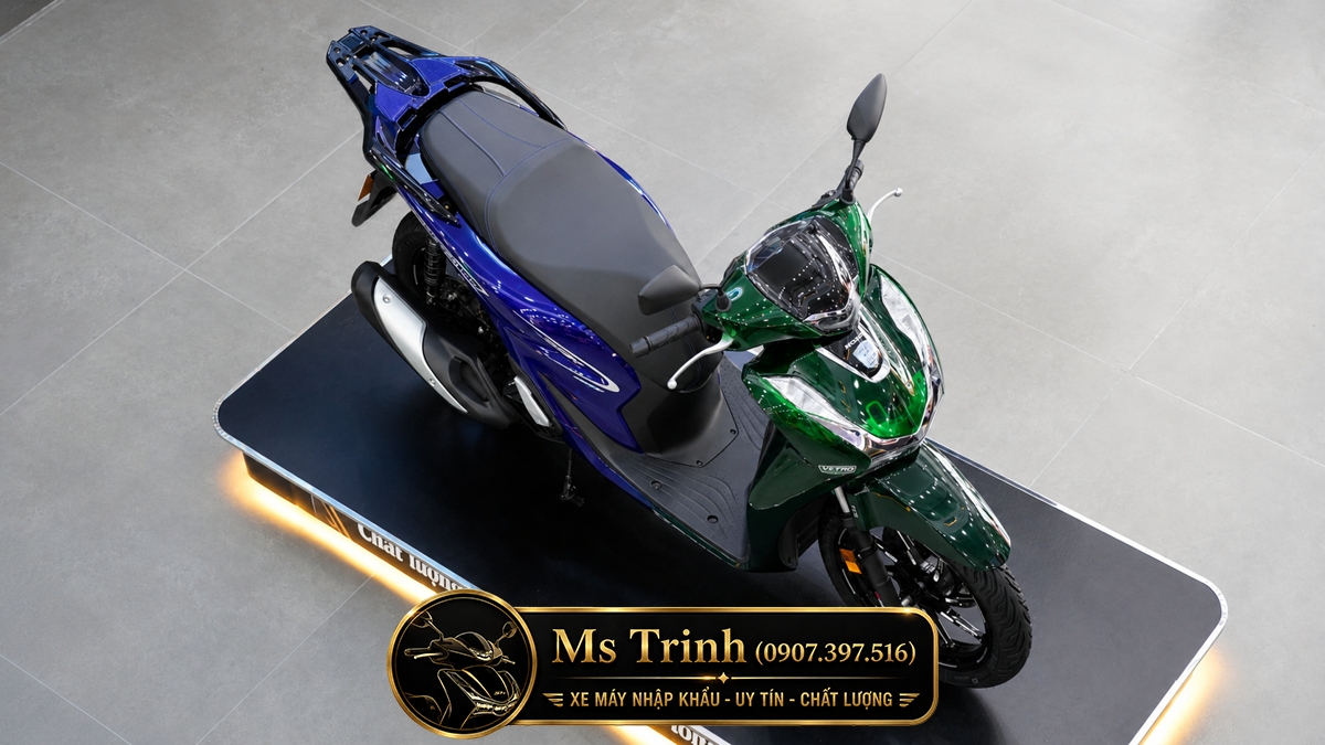 Thân ngang SH150i Green Sapphire cho thấy Vetro Green và Blue Sapphire